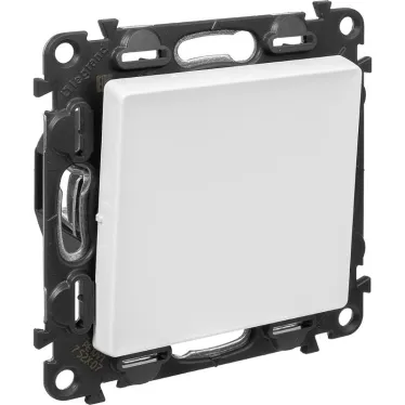 Valena LIFE Переключатель промежуточный 10АХ 250В С лицевой панелью Винтовые зажимы Белый