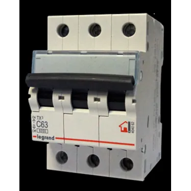 Выключатель автоматический трехполюсный 10А C TX3 6кА
