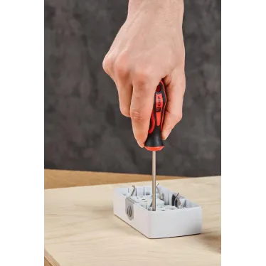 Отвертка Master SL4x100 мм Basic