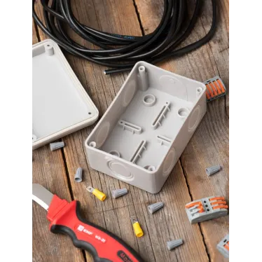 Коробка распаячная КМР-050-049 пылевлагозащищенная без мембранных вводов (120х80х50) PROxima