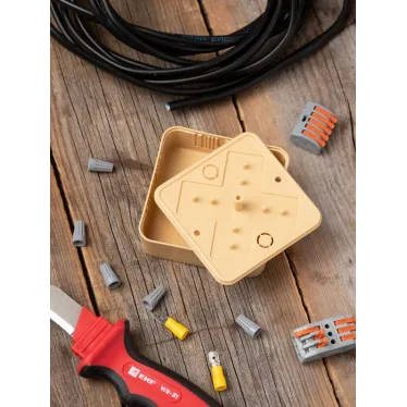 Коробка разветвительная KMP-030-030 (78х78х26) светлое дерево PROxima