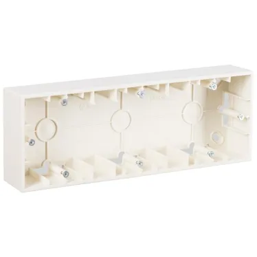 15 Коробка для наружного монтажа на 3 поста слоновая кость