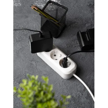 Удлинитель Эксперт 3 гнезда 2 метра 16А/3,0кВт с заземлением ПВС 3х1 EKF PROxima