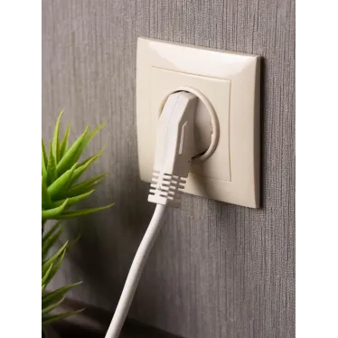 Валенсия розетка 1-местная с/з 16А кремовая с защ. штор. PROxima