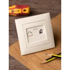 Валенсия розетка телефонная RG-11 1-местная кремовая