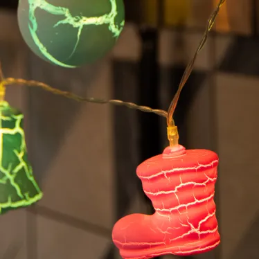 Гирлянда светодиодная Новый год 1,5 м, прозрачный ПВХ, 10 LED, теплый белый, питание 2 х АА (батарейки не в комплекте) | 303-081 | NEON-NIGHT