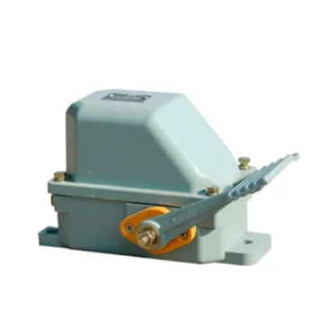 Выключатель НВ-701 Педаль (самовозвр.педали в 0положение)