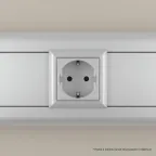 Avanti Розетка модульная 2P+E с з/ш Закаленная сталь 2 модуля