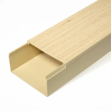 Кабель-канал сосна 2-й замок в п/э 80х40 мм (12 м/уп)