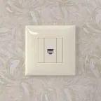 Avanti Компьютерная розетка RJ-45 без шторки в стену кат.5е одинарная Ванильная дымка