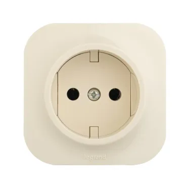 Quteo Розетка без заземления без шторок наружная бежевая