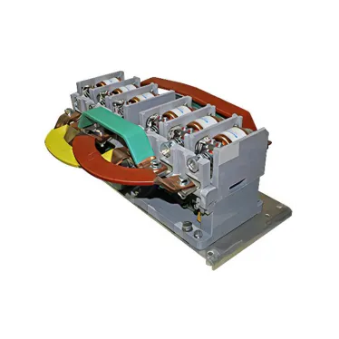 Контактор вакуумный КВТ(Р)-1,14-4/400-3 У3, трёхполюсный, 400А, 380В, 8з+6р, реверсивный, без реле, IP00.