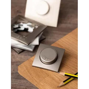 Валенсия лицевая панель светорегулятора 600W 220В кашемир