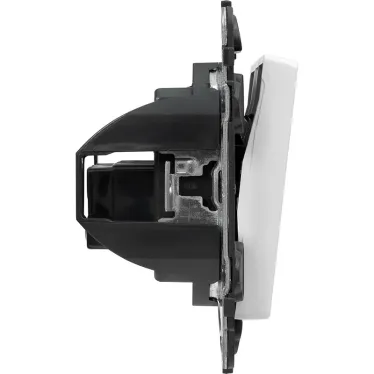 Valena LIFE Выключатель трехклавишный 10АХ 250В с лицевой панелью Винтовые зажимы Белый