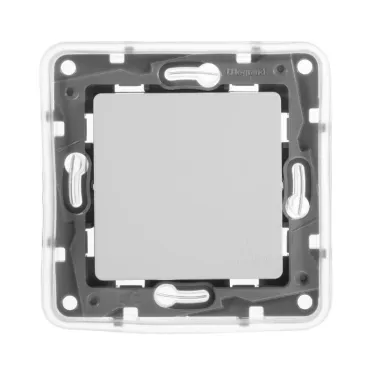 ETIKA Переключатель IP44 белый 10АХ