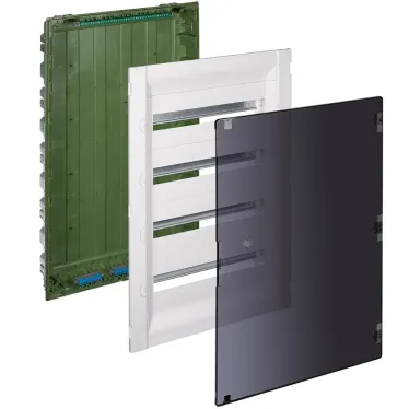 Щит встраиваемый пластиковый 4х18, прозрачная дверь с клеммником заземления нейтрали