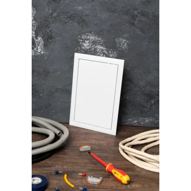 Люк ревизионный пластик 200х300 Basic