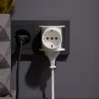 Тройник электрический универсальный 16 А одно гнездо с заземлением белый | 11-1080 | REXANT