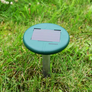 Ультразвуковой отпугиватель змей на солнечной батарее с подсветкой | 71-0027 | REXANT