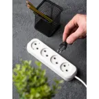 Удлинитель 'Эксперт' 4 гнезда 2 метра 10А/2.2кВт без заземления ПВС 2х0.75 PROxima