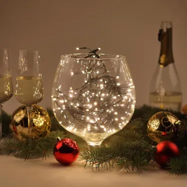 Гирлянда LED Нить Мишура 3,9 м зеленый провод, теплый свет, 220V ENIN - GW