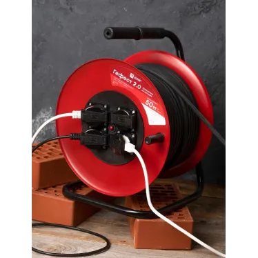 Удлинитель на катушке Гефест 2.0 4 гнезда 50м с заземлением и предохранителем КГ 3*2,5 16А/3,5кВ тIP44 PROxima