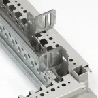 Крепление для вертикальных стоек