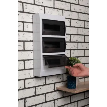 Щит распределительный навесной ЩРН-П-36 IP40