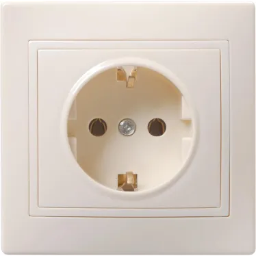КВАРТА Розетка с заземлением без шторок бежевая в сборе