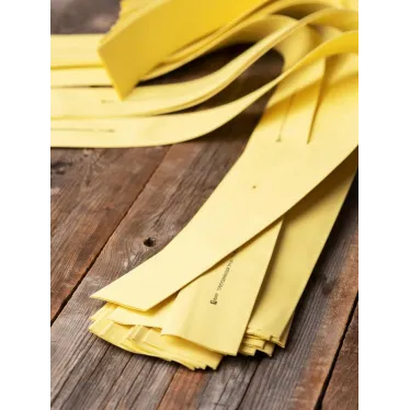 Трубка термоусаживаемая ТУТ нг 30/15 желтая в отрезках по 1м PROxima