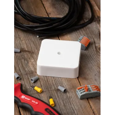 Коробка разветвительная КМР-030-030кг наружная (75х75х25) белая с клеммником PROxima