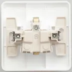 ЭТЮД Розетка скрытая с заземлением со шторками белая