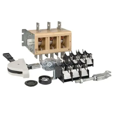 ВР32У-39A71240-R 630А, 2 направ. с д/г камерами, с передней смещённой рукояткой MAXima