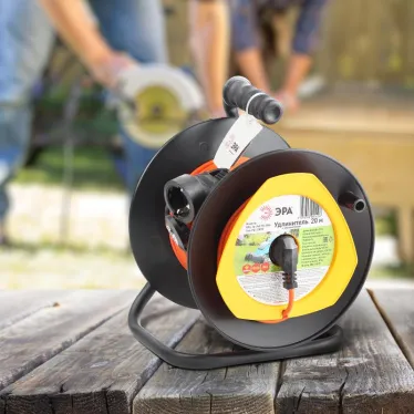 Удлинитель силовой RPx-1e-3х0.75-20m на п. катушке c/з 1 гн 20м ПВС 3х0.75 RPx-1e-3х0.75-20m