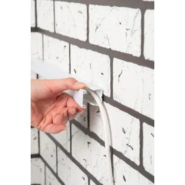 Заглушка (25х25) (4 шт) Plast Белый