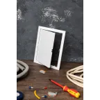 Люк ревизионный пластик с нажимным замком 200х250 Basic