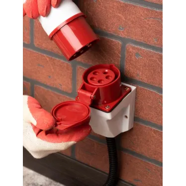 Розетка кабельная 16А 3Р+N+Е IP44 на поверхность 380В