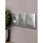 Валенсия Рамка 3-местная сталь