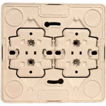 ЭТЮД Розетка четырехместная наружная без заземления без шторок 16А 250B кремовая