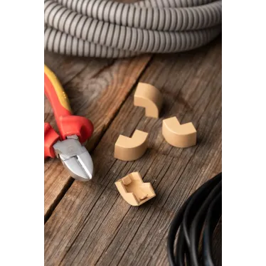 Угол внешний (15х10) (4 шт) Plast под светлое дерево