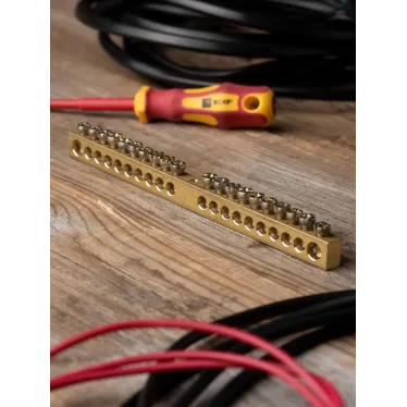 Шина PEN ноль-земля 8х12мм 20 отверстий латунь крепеж по центру PROxima