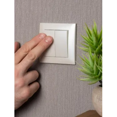 Валенсия лицевая панель выключателя 2-кл. 10А жемчуг