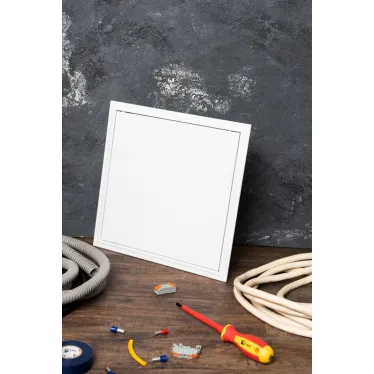 Люк ревизионный пластик с нажимным замком 300х300 Basic