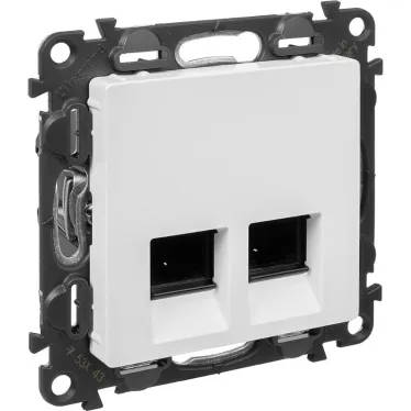 Valena LIFE Розетка информационная двойная RJ45 категория 6 UTP с лицевой панелью белая