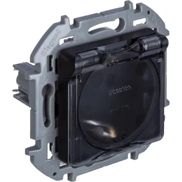 Розетка 2К+З IP 44 с откидной крышкой и шторками немецкий стандарт 16 А 250 В~ INSPIRIA антрацит