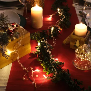 Гирлянда светодиодная Жемчужинки 1,5 м, 10 LED, прозрачный ПВХ, цвет свечения теплый белый, 2 х АА (батарейки не в комплекте) | 303-097 | NEON-NIGHT