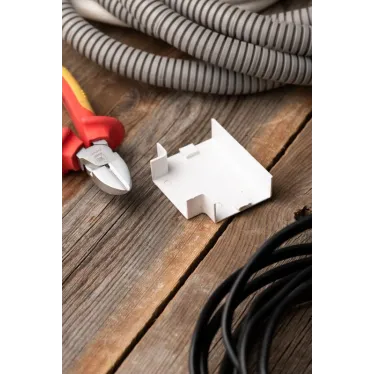 Угол T-образный (40х25) (4 шт) Plast Белый