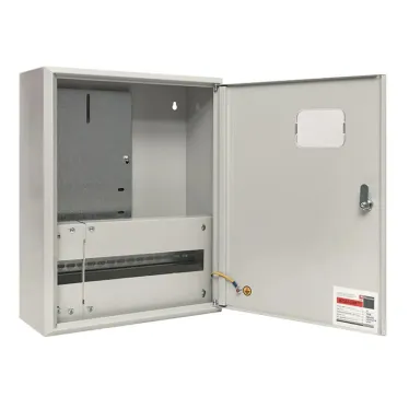 Щит учетно-распределительный навесной ЩУРн-3/18 с окном IP31