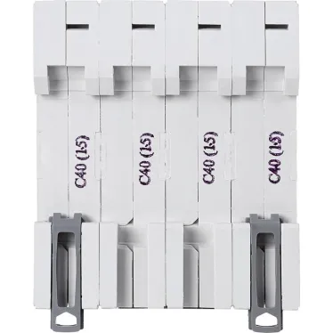 RX3 Авт.выключатель 4,5кА 40А 4П C