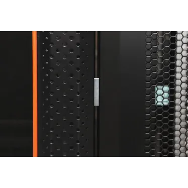 Комплект для скрепления шкафов серии TTB. TTR между собой